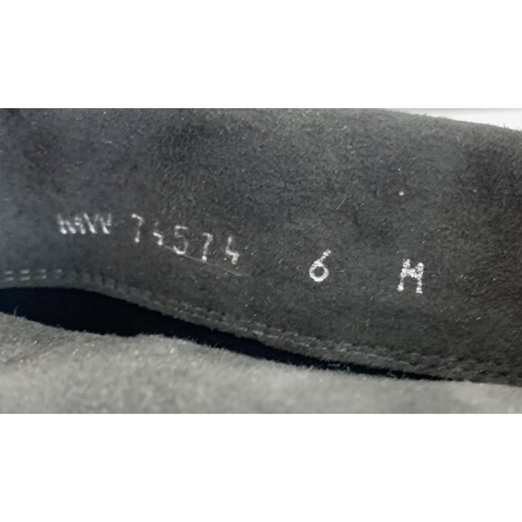 Stuart Weitzman Gray Suede Knee-High Boots Size 6M Flats Side Zipper 7974 - Picture 6 of 11